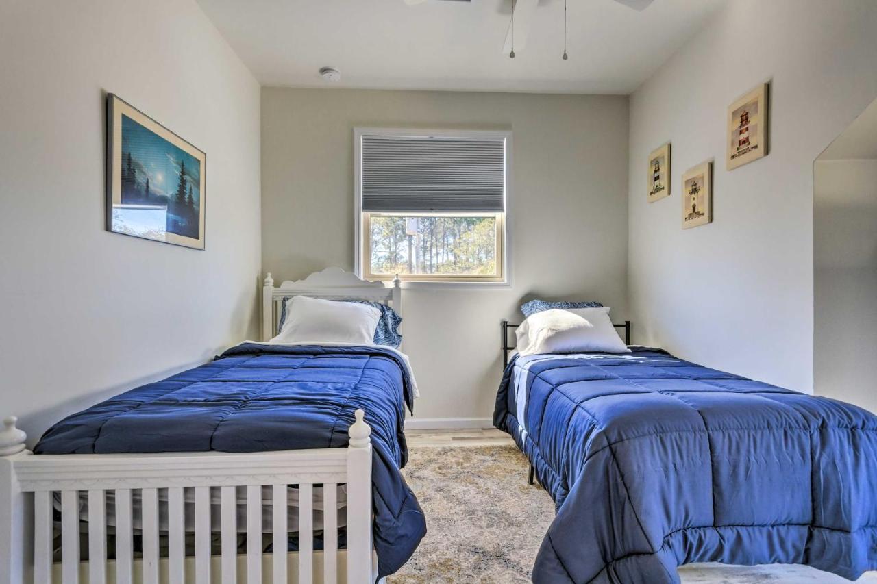 East Bay Vacation Rental With Dock! Наварр Экстерьер фото